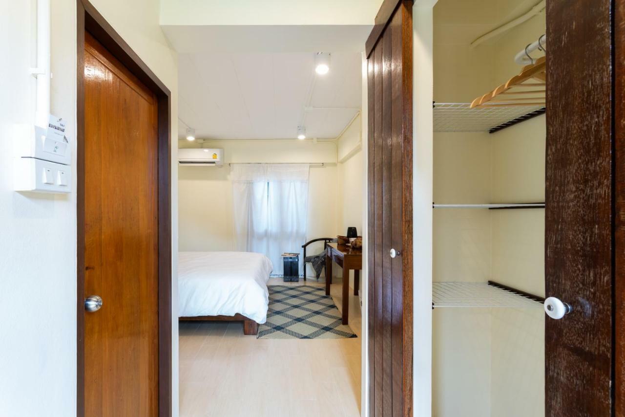 Bed and Breakfast Baan Boon Bangkok Exterior foto
